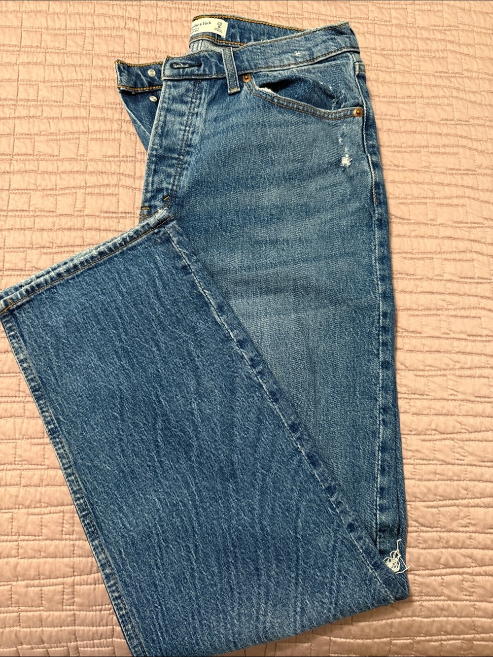 Abercrombie & Fitch Women’s The Dad High Rise Jeans